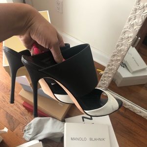 Manolo Blahnik mules size 39.5